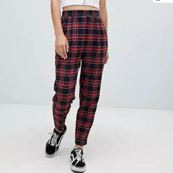 ZARA TRF Elastic Waist Ankle Pants in Red/Black Plaid‎ size large - Picture 5 of 8